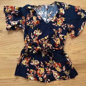 Gently used beautiful maternity blouse by Ingrid and Isabel from Target. SM